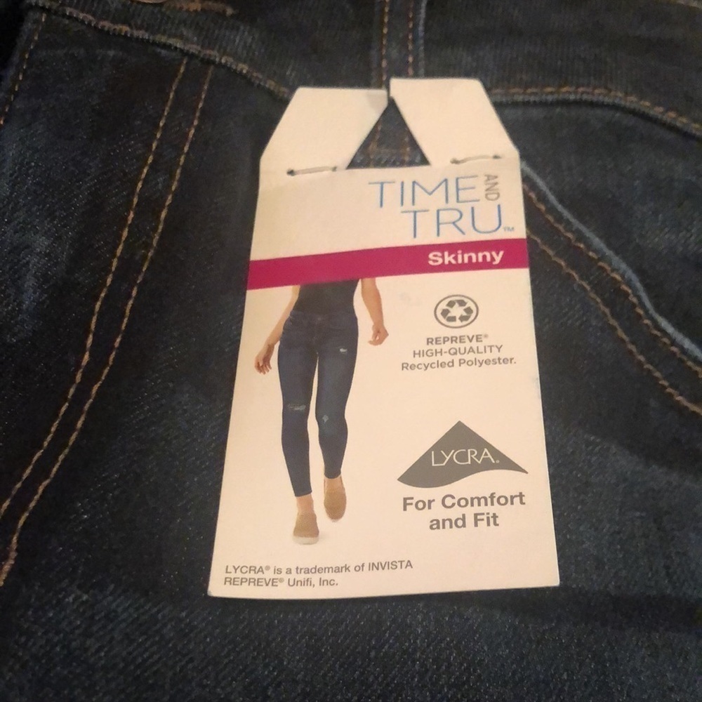 Time And Tru Dark Wash Stretch Jean Sz. 16X29 Skinny Ankle  Fit NWT - Picture 3 of 3